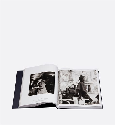 avedon stairs dior|Book: Dior by Avedon English version .